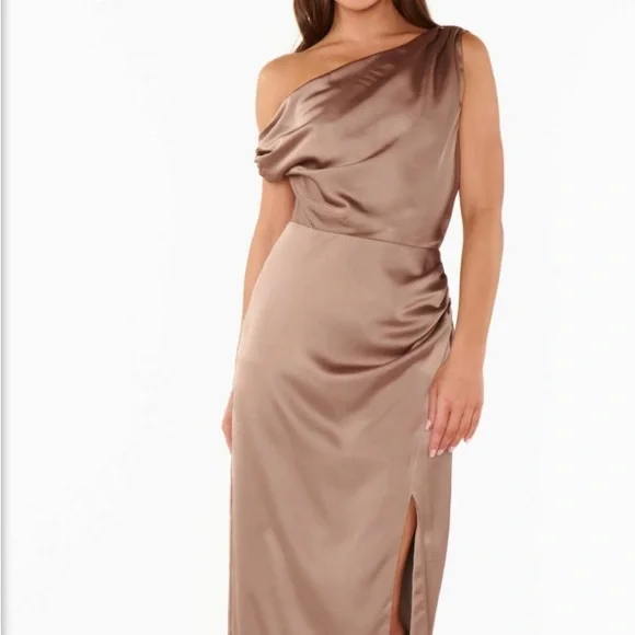 Elegant One-Shoulder Brown Dress - Picture 1 of 6